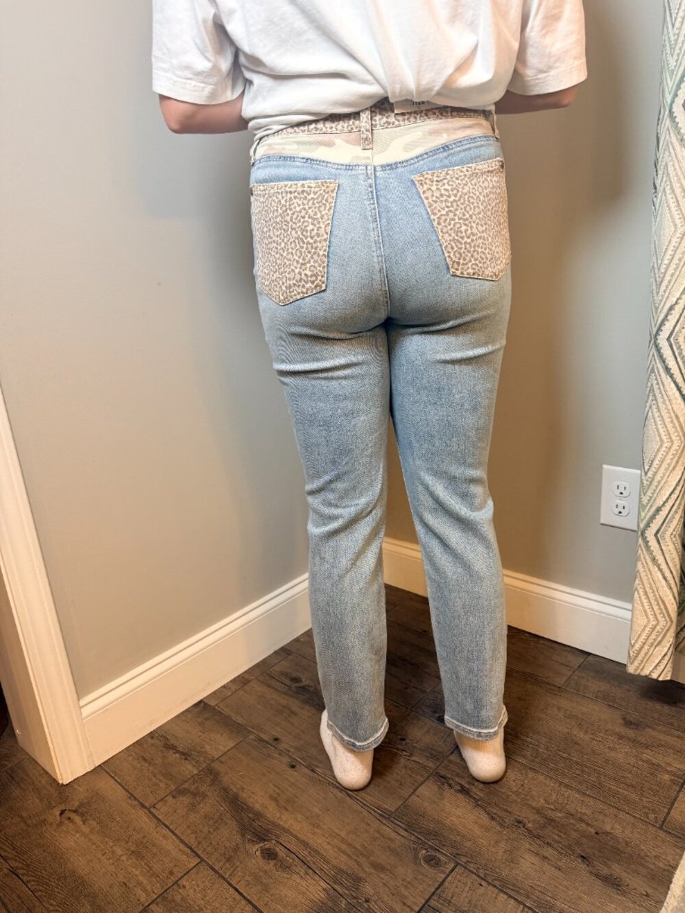 Judy Blue High Rise - Picture 5 of 5
